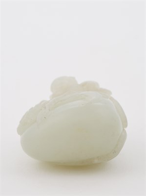 Lot 209 - Chinese White Jade Snuff Bottle 18th/19th...