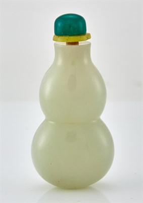 Lot 221 - Chinese Pale Celadon Jade Double Gourd Snuff...