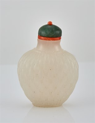 Lot 212 - Chinese White Jade 'Basket-Weave' Snuff Bottle...