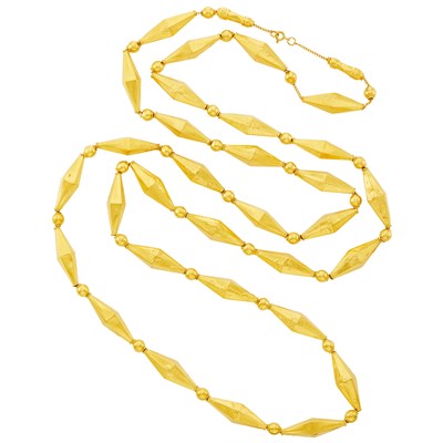 Lot 713 - Long Gold Link Necklace