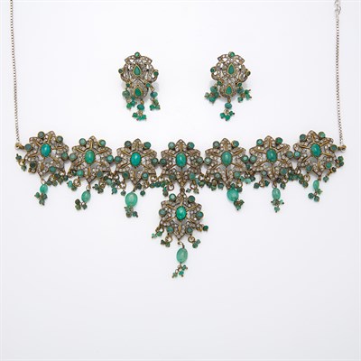 Lot 1652 - Metal, Cabochon Emerald and Simulated Diamond Necklace and Pair of Fringe Earrings