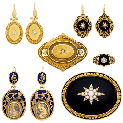 Lot 1599 - Group of Antique Jewelry