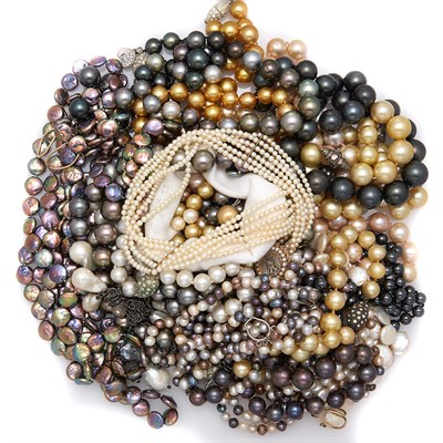 Lot 1801 - Group of Cultured and Freshwater Pearl Necklaces and Strands