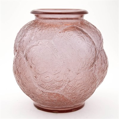 Lot 231 - R. Lalique Molded Alexandrite Glass Tortues...