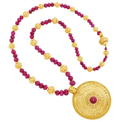 Lot 1647 - Gold and Fluted Ruby Bead Pendant-Necklace