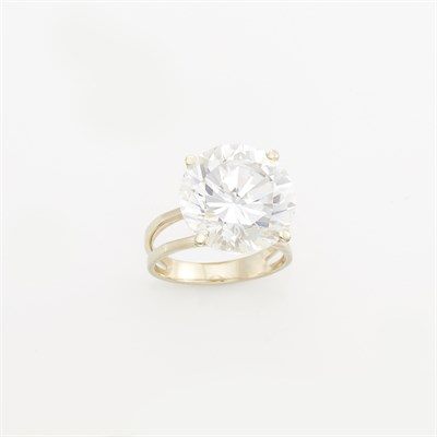 Lot 160 - [MILES, SYLVIA] Costume jewelry ring. Cubic...