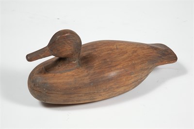 Lot 214 - UNPAINTED DECOY Carved (but unpainted) duck...