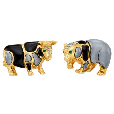 Lot 399 - Pair of Gold, Hematite, Black Onyx, Diamond and Emerald Bull and Bear Cufflinks