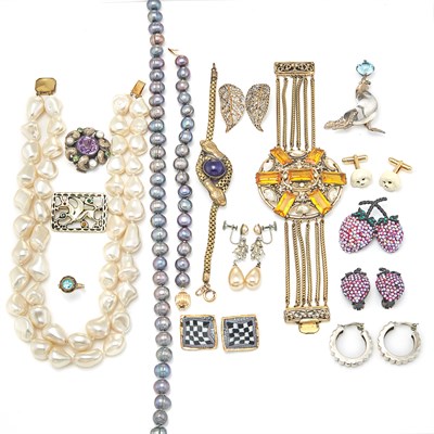 Lot 1827 - Group of Costume Jewelry