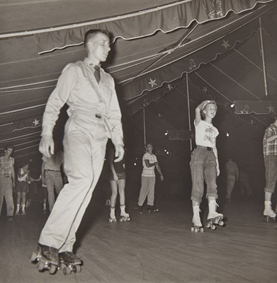 Lot 2 - ABBOTT, BERENICE (1898-1991) Rollerskating...