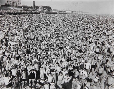 Lot 89 - WEEGEE [=FELLIG, ARTHUR] (1899-1968) Coney...