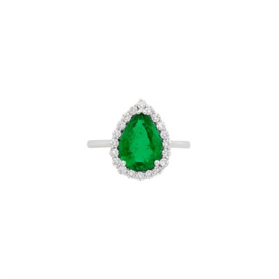 Lot 807 - White Gold, Emerald and Diamond Ring