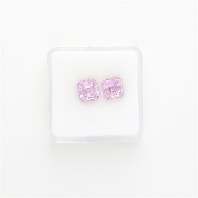 Lot 1122 - Pair of Unmounted Kunzite