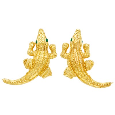 Lot 663 - Pair of Gold and Cabochon Emerald Crocodile Cufflinks