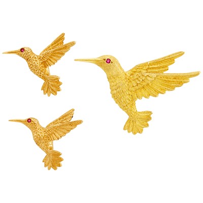 Lot 660 - Three Gold and Ruby Hummingbird Pins