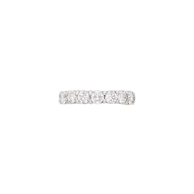 Lot 609 - Platinum and Diamond Band Ring