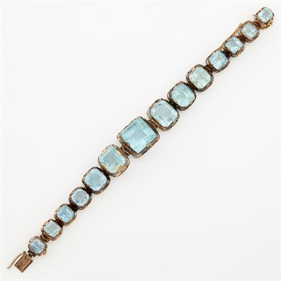 Lot 1078 - Low Karat Gold and Aquamarine Bracelet