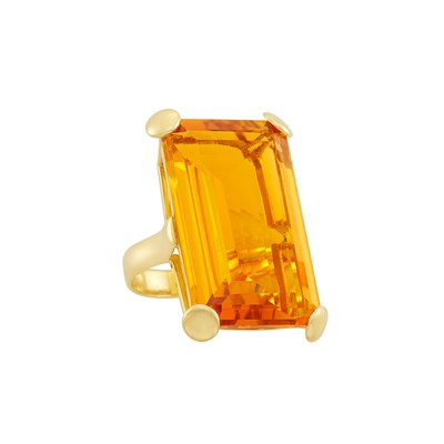 Lot 53 - Gold and Citrine Ring