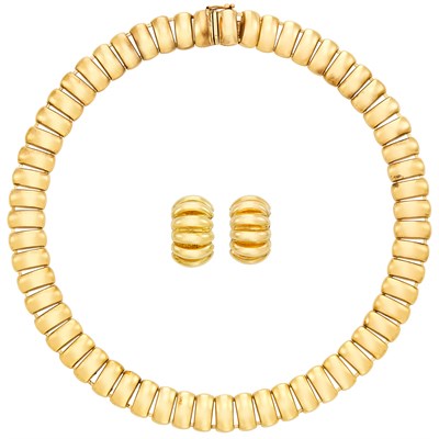 Lot 83 - Gold Necklace and Pair of Half-Hoop Earclips