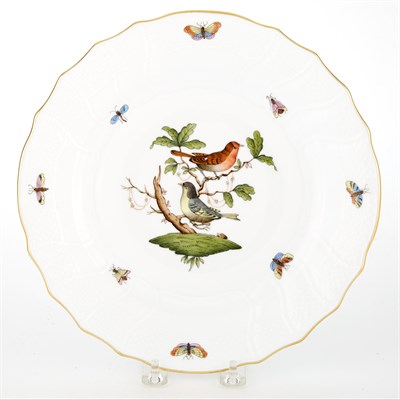 Lot 352 - Herend Porcelain Rothschild Bird Pattern...