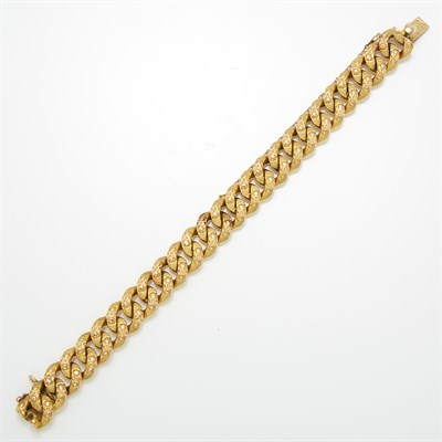 Lot 1131 - Antique Gold Link Bracelet