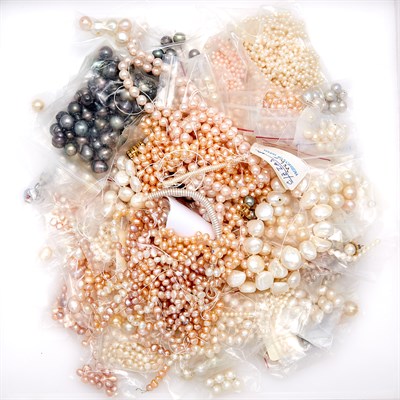 Lot 1800 - Group of Freshwater Pearl Strands and Fragments