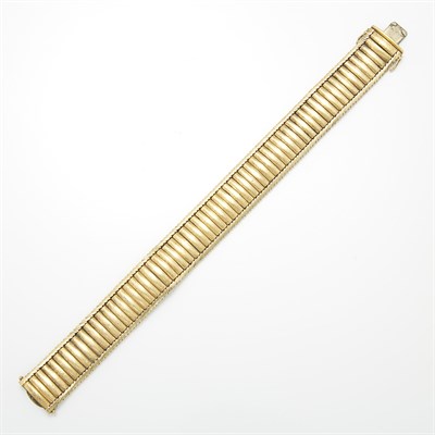 Lot 1150 - Gold Bracelet