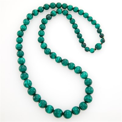Lot 1029 - Malachite Bead Necklace