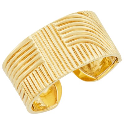 Lot 19 - Ridged Gold Cuff Bangle Bracelet