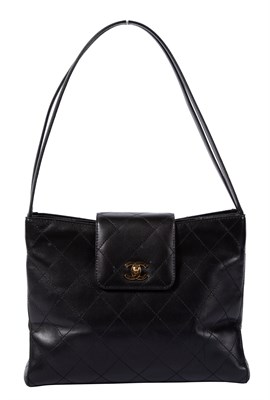 Lot 452 - Chanel Navy Leather Quilted Shoulder Bag
