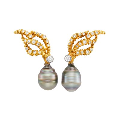 Lot 699 - Pair of Gold, Baroque Gray Cultured Pearl and Diamond Pendant-Earclips