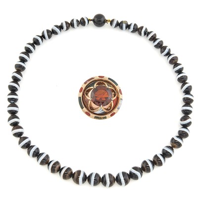 Lot 1117 - Banded Agate Bead Necklace and Scottish Agate and Citrine Brooch