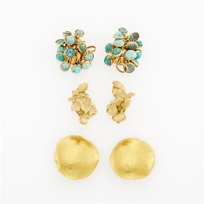 Lot 1547 - Two Pairs of Gold Earclips and Gold and Turquoise Fringe Earclips