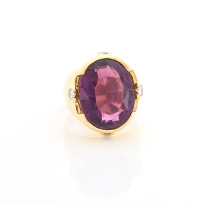 Lot 1049 - Gold, Amethyst and Diamond Ring