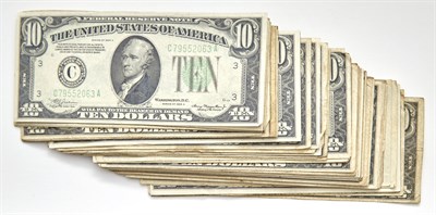 Lot 12 - United States 1934 $10 Federal Reserve Notes...
