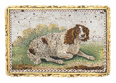 Lot 101 - Gold and Micromosaic Dog Brooch