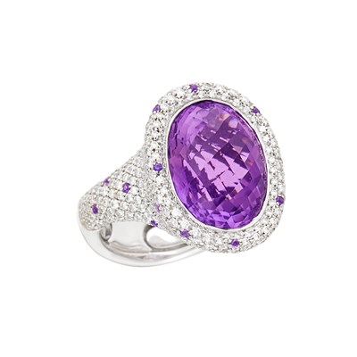Lot 52 - White Gold, Amethyst and Diamond Ring
