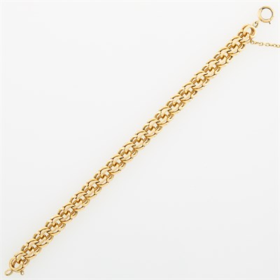Lot 26 - Tiffany & Co. Gold Curb Link Bracelet