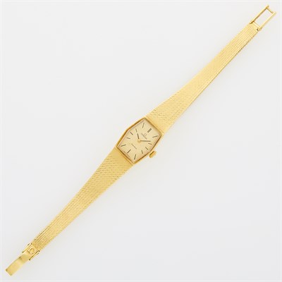 Lot 202 - Omega Gold Wristwatch