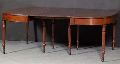 Lot 264 - Federal Mahogany Dining Table First quarter...