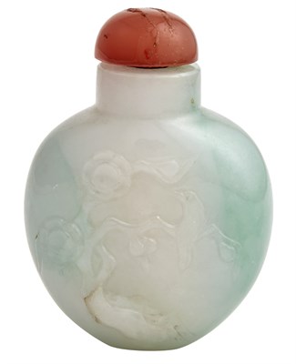 Lot 173 - Chinese Jadeite Snuff Bottle 18th/19th Century...