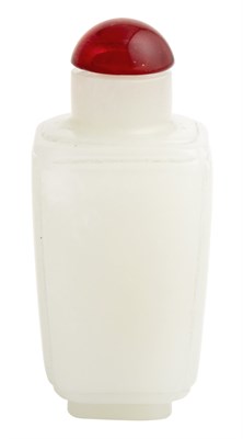 Lot 156 - Chinese White Jade Snuff Bottle 18th/19th...