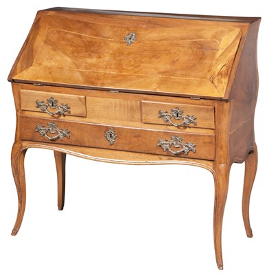 Lot 93 - Louis XV Provincial Fruitwood Bureau en Pente...