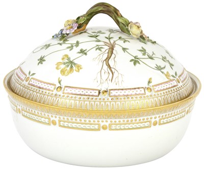 Lot 388 - Royal Copenhagen 'Flora Danica' Porcelain...
