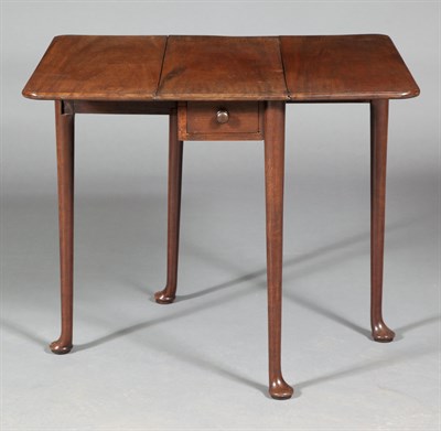 Lot 201 - George II Mahogany Drop Leaf Table 18th...