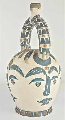 Lot 140 - Pablo Picasso (1881-1973) VASE AZTÈQUE AUX...