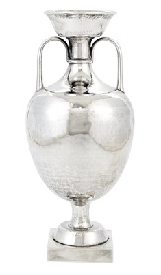 Lot 1057 - Buccellati Silver Vase 20th Century Ovoid on...