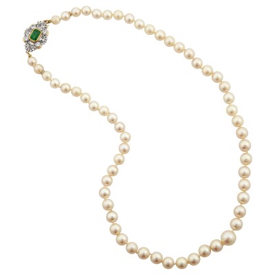 Lot 22 - Cultured Pearl Necklace with Two-Color Gold, Emerald and Diamond Clasp, France