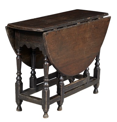 Lot 1084 - English Joined Oak Drop-Leaf Table Height 29...