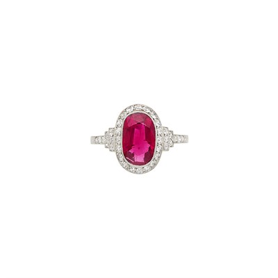 Lot 37 - Kohn Platinum, Ruby and Diamond Ring